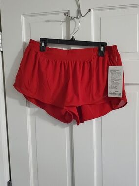 NWT Lulemon Hotty Hot LR 2.5 in Women's Shorts SZ 14 Dark Red
